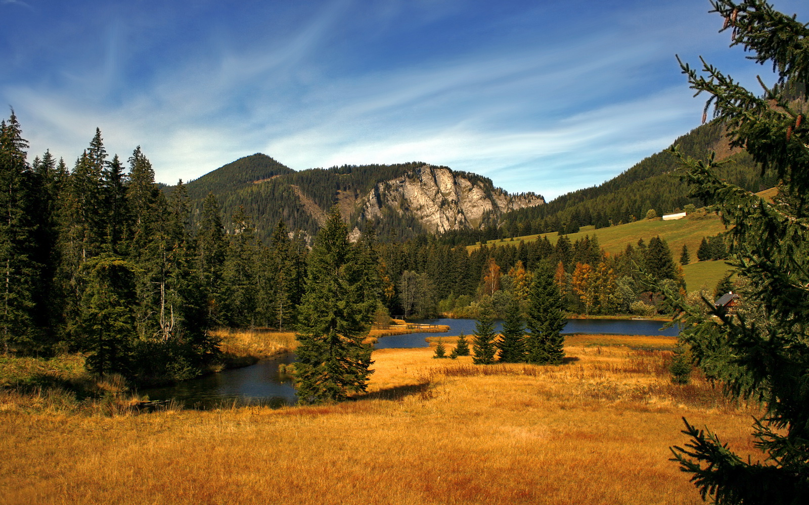 华体会网站-职业球员防守意识培养严重滞后，防守持球队员需要防什么